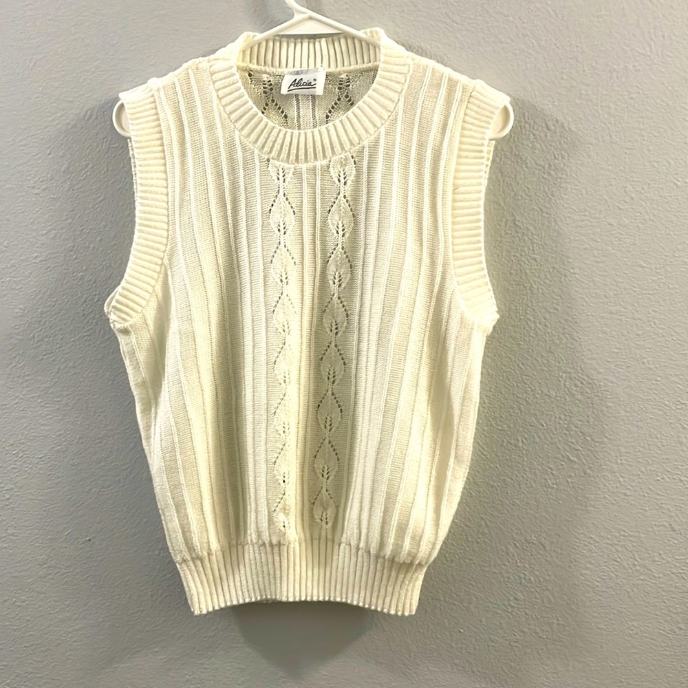 Alicia sweater vest